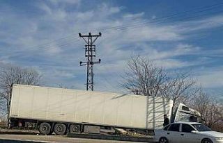 Batman’da tır ile minibüs çarpıştı: 6 yaralı