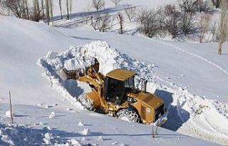 Battalgazi Belediyesi kırsalda kapalı yolları açtı