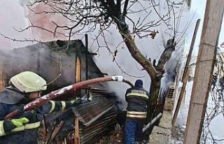 Bayburt’ta garaj ve depo olarak kullanılan alanda...