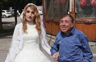 Belediye otobüsünün çarptığı görme engelli...