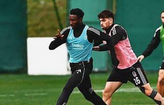 Beşiktaş’ta Konyaspor maçı hazırlıkları devam...