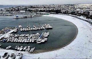 Beyaza bürünen Yeşilköy sahili havadan görüntülendi