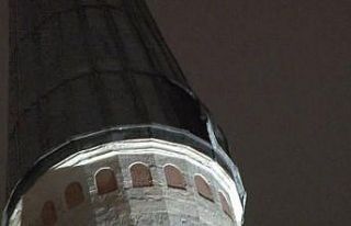 Beyazıt Camii’nin minaresindeki kurşun kaplama...