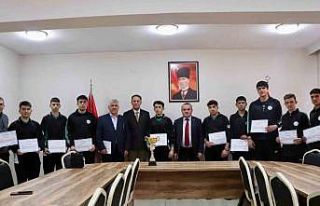 Bilecik’te Hentbol İl Birincileri ödüllendirildi