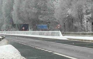 Bolu Dağı’nda yollar açık, kar yağışı ise...