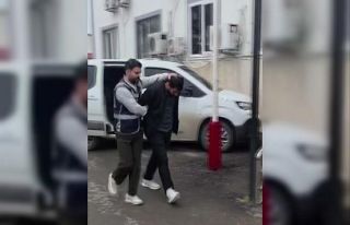 Boşanma aşamasındaki eşinin evine zarar veren...