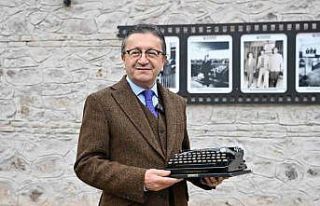 Bülent Ecevit’in 70 yıllık daktilosu, Ulucanlar...