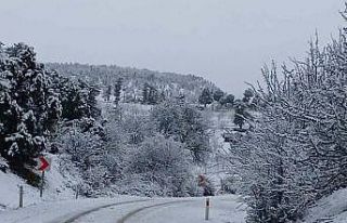 Burdur’un yüksek kesimlerinde kar yağışı etkili...