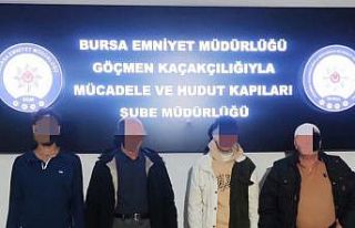 Bursa’da 13 düzensiz göçmen ve 4 organizatör...