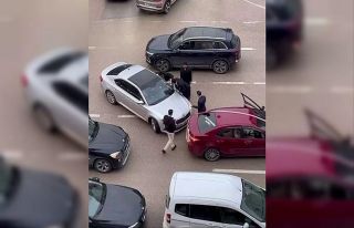 Bursa’da düğün konvoyunda gerginlik