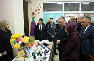 Bursa’da öğrencilerin karne heyecanı