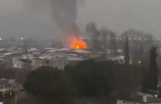 Bursa’da palet fabrikasında yangın: Söndürme...