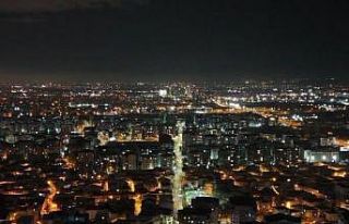 Bursalılar yeni yıla havai fişeklerle girdi