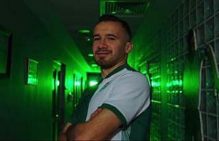 Bursaspor’un 6. transferi Talha Yünkuş oldu