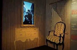 ‘Bütün Mutlu Aileler Birbirine Benzer’ temalı...