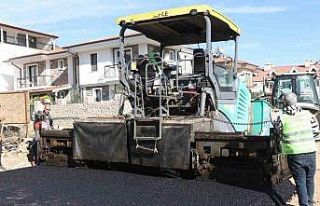 Büyükşehir Datça’da 53 bin metrelik yol ağını...