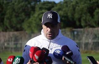 Çağdaş Atan: "Güçlü bir Konyaspor izleyeceğimizi...