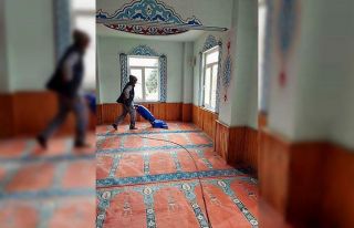 Çameli’de camiler Ramazan ayına hazırlanıyor