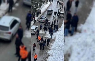 Çatıdan düşen kar kütlesi genç kızın hayatına...