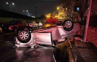 Çekmeköy’de kontrolden çıkan otomobil takla...