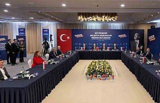 CHP’li Büyükşehir Belediye Başkanları Mersin’de...