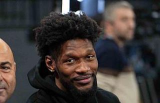 Chris Silva, Beşiktaş-Fenerbahçe maçını takip...