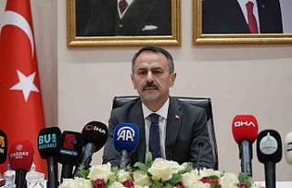 Depreme dayanıksız hastanenin 3 bloğu için tahliye...