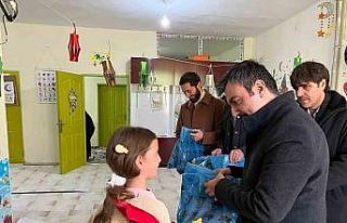 Dicle Kaymakamı Atış, Kur’an kursu öğrencileriyle...