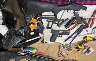 Dörtyol’da kaçak silah ve uyuşturucu operasyonu:...