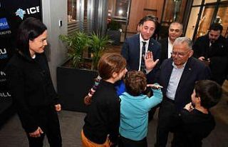 Dünyanın dört bir yanından gelen misafirlerden...