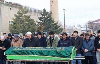 Duş sonrası fenalaşıp hayatını kaybeden çocuk...