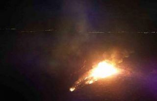 Eber Gölü’nde yangın