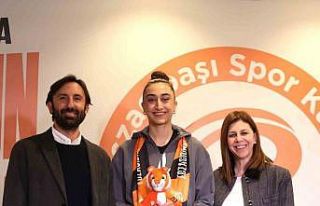 Eczacıbaşı Dynavit, Elif Şahin ile ’yola devam’...