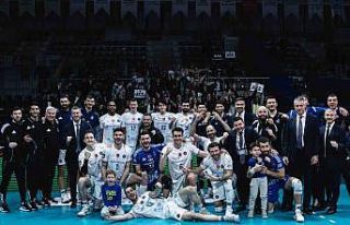 Efeler Ligi: Halkbank: 3 - Altekma: 0