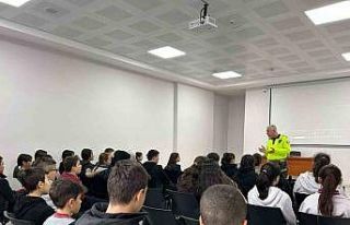 Eğirdir’de 135 öğrenciye trafik güvenliği eğitimi...