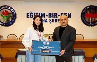 Eğitim-Bir-Sen’den ödüllü 2. Masa Tenisi Turnuvası:...