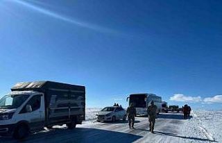 Eksi 30’a düşen sıcaklıklarda buz pistine dönen...