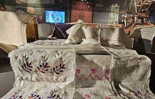 Elazığ Kent Müzesi’deki el işi ürünler geçmişe...