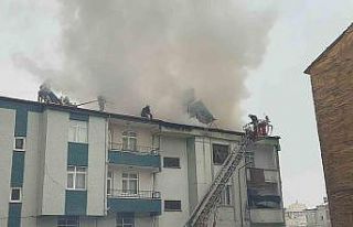 Elazığ’da çatı yangını