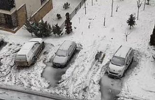 Elazığ’da kar yağışı aralıklarla sürüyor