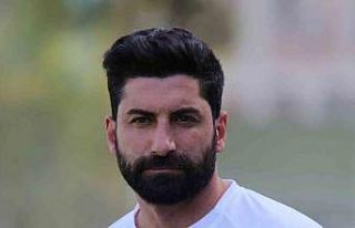 Elazığspor’da Kaleci Muammer sözleşmesini feshetti