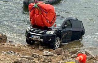 Elif’in hayatını kaybettiği araba gölden çıkartıldı