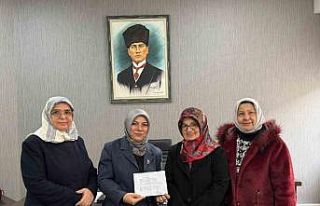 Emekli öğretmenleri ağırladı