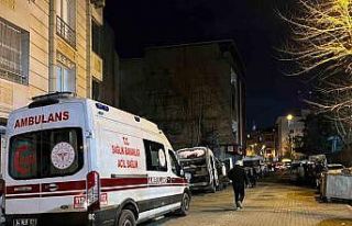 Esenyurt’ta iki grup arasında silahlı kavga: 1...