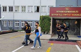 Evden AK-47 ve el bombası çıktı: 4 tutuklama