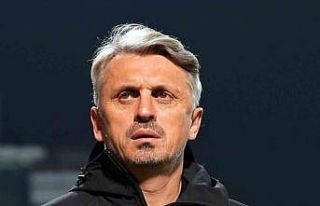 Eyüpspor, Teknik Direktör Orhan Ak ile yollarını...