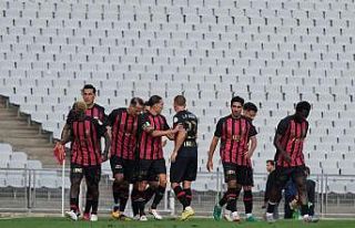 Fatih Karagümrük, 4 futbolcuyla yollarını ayırdı