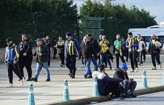 Fenerbahçeli taraftarlar Süper Kupa finali için...