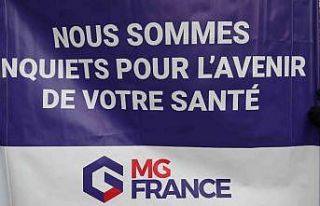 Fransa’da doktorlar 10 günlük grev kapsamında...