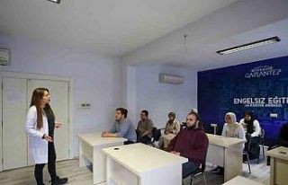 Gaziantep’te görme engelli kursiyerler için E-KPSS...